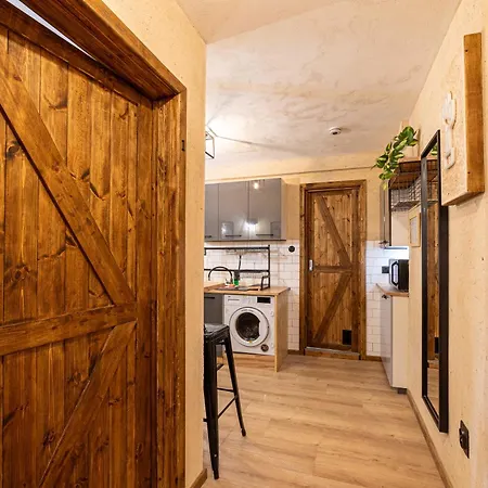 Rentplanet - Rejtana *